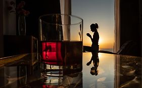 Maritimo Luxury ApartHotel